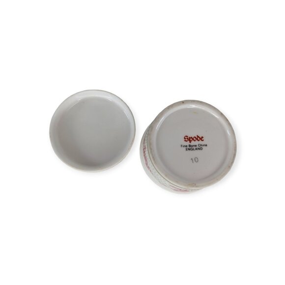 Vintage Spode Red & White Trinket Box Fine Bone China Made in England 2" X 1.5" - Picture 7 of 11